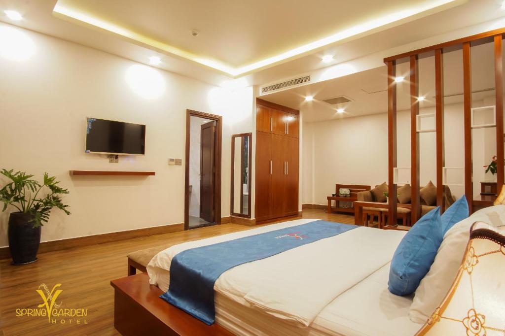 Spring Garden Hotel Lk Long Khanh Eksteriør billede
