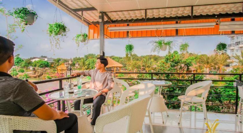 Spring Garden Hotel Lk Long Khanh Eksteriør billede