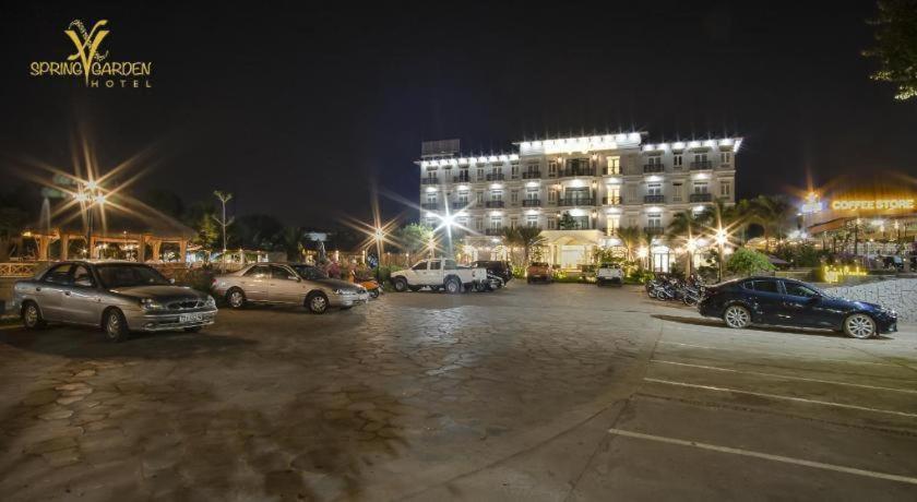 Spring Garden Hotel Lk Long Khanh Eksteriør billede